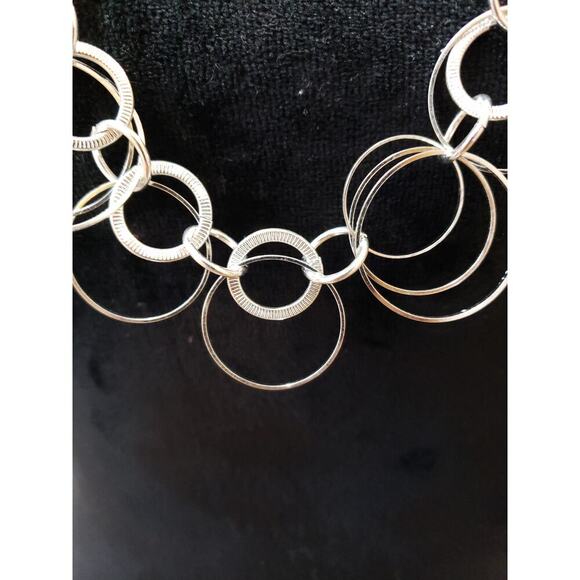 Women's Lobster Clasp Silver Tone Open Circle Link Chain Necklace - Picture 2 of 5